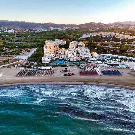 With Secure Underground Parking Appartement *